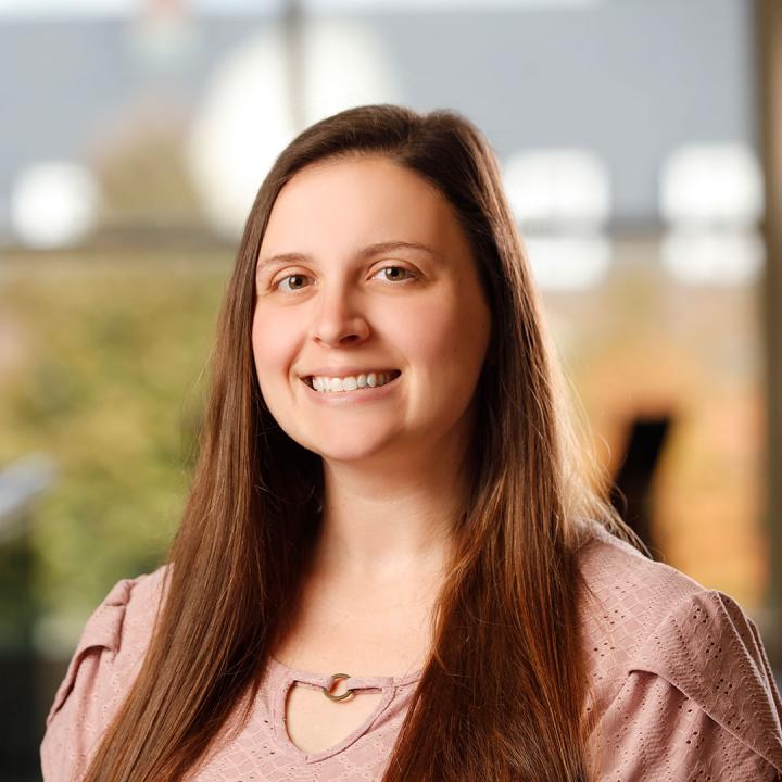 Staff member portrait Zoe Adams Gutzmer